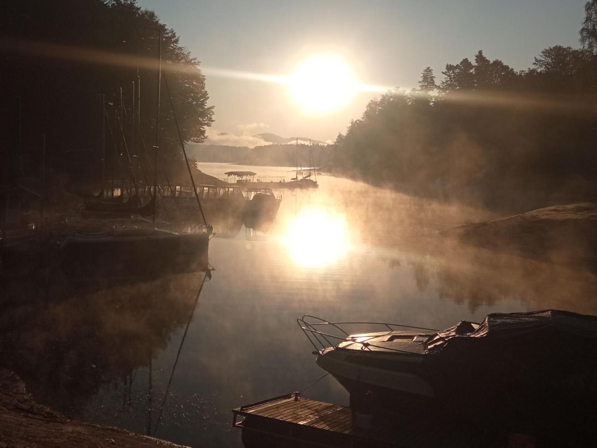 Jacht Elektryczny Bez Patentu Solina  Esterno foto